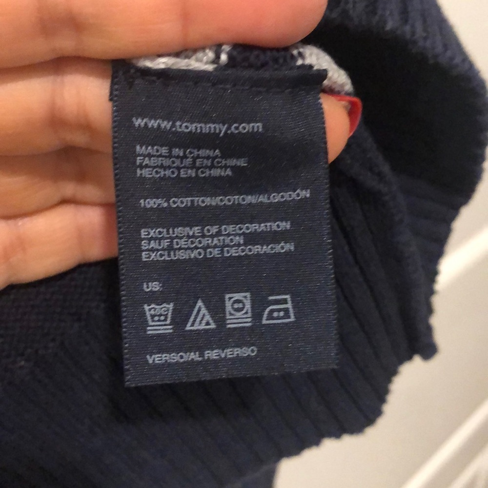 Sweater - Picture 3 of 4